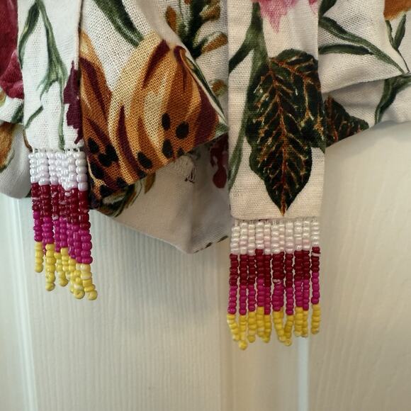 C&C California Shorts Sz 8 White Floral Beaded Belt Linen Blend Boho Festival - Picture 4 of 11